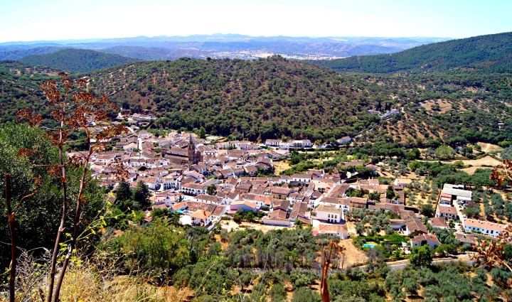 Trekking Sierra de Aracena y Picos de Aroche Semana Santa 7 días